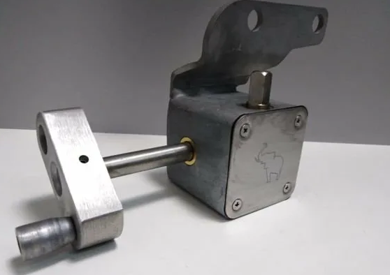 Механизм натяжения тента SCHMITZ левый - SCHMITZ/420093